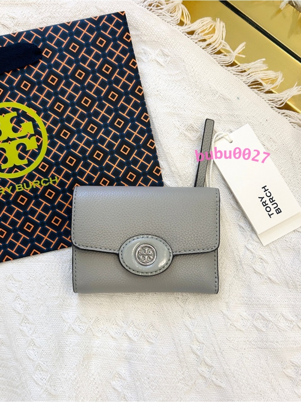 NWT🩶Tory Burch Small Robinson Pebbled Leather Wallet Light Granite Grey 165002